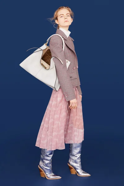 Look 4